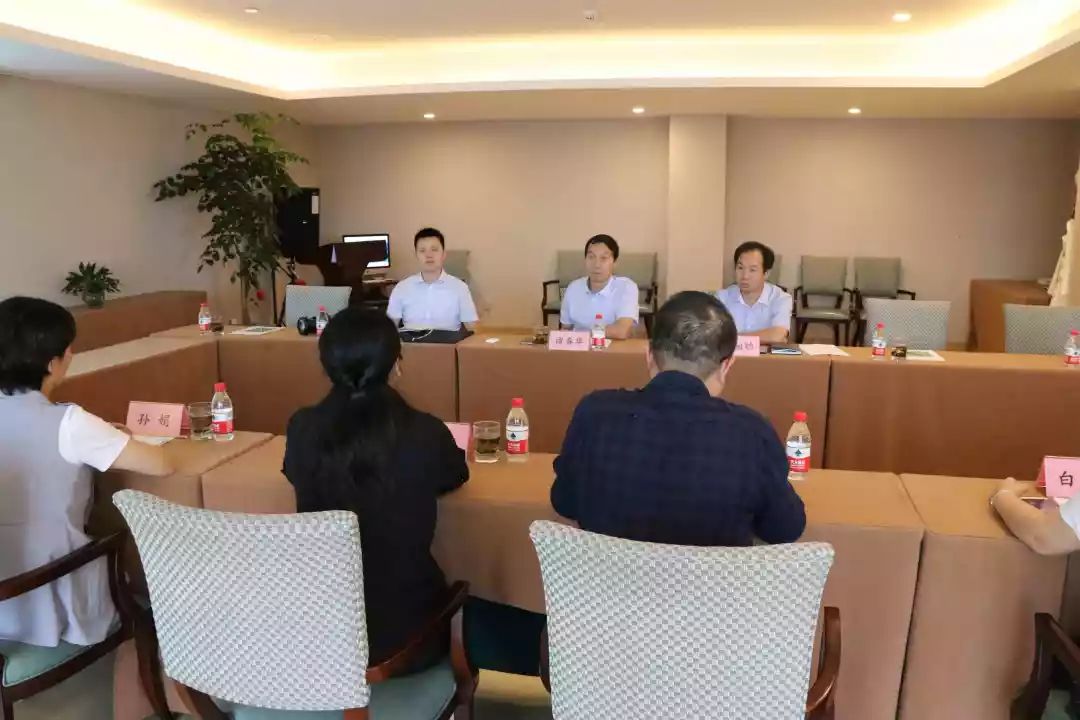 浙江省委老干部局副局长诸春华一行考察朗和