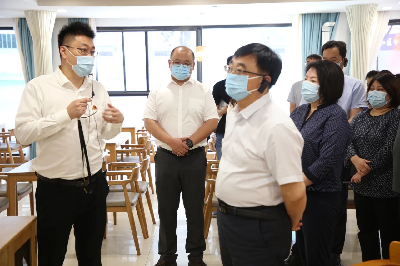 吉林省民政厅肖模文厅长一行莅临物产中大金石考察指导养老工作