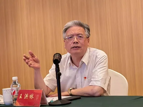 绝不让华美的袍子爬满虱子丨公司召开2025年度养老质量警示会吹响全面质量管理再提升的集结号